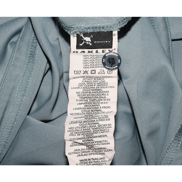 Oakley Tailored Fit Men's Short Sleeve Golf Polo Shirt Size Medium - Picture 8 of 8